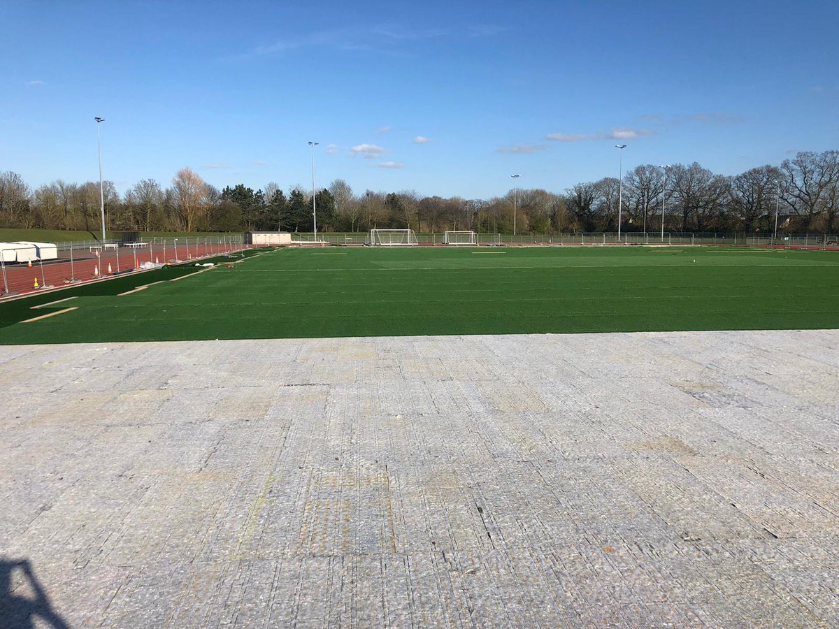 Here's a photo update of our site in Abingdon.

The new carpet is nearly down and ready for infill.

Keep an eye out for photos of the finished pitch.

#TeamSmith #theverybestofBritish #itswhatwedo