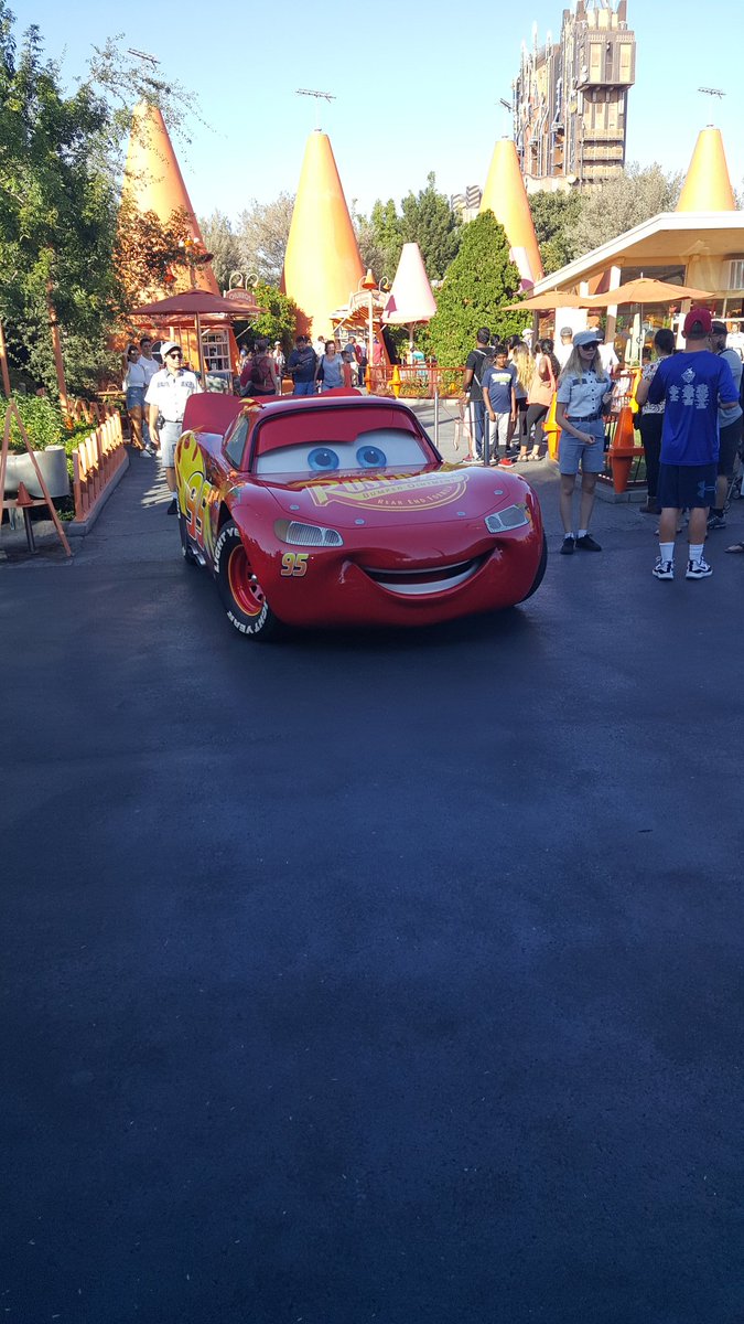 More #Disneyland pics to brighten our day(s). #Carsland #RadiatorSprings #LighteningMcQueen