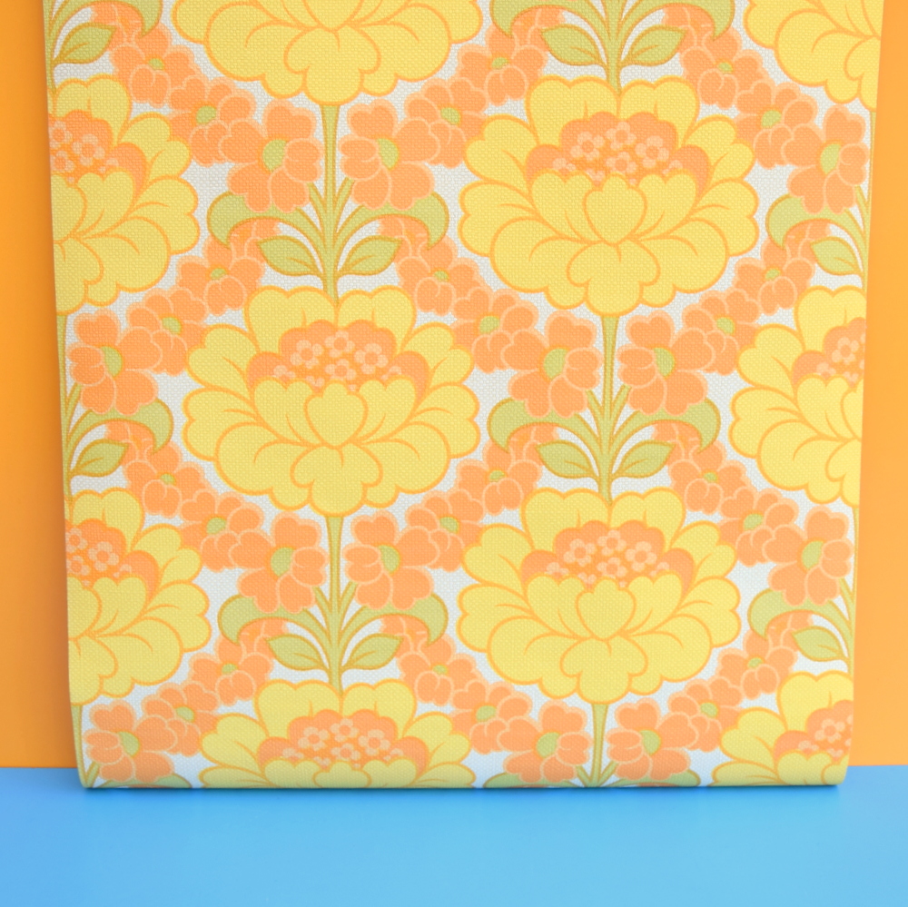 Pineapple_Retro tweet media