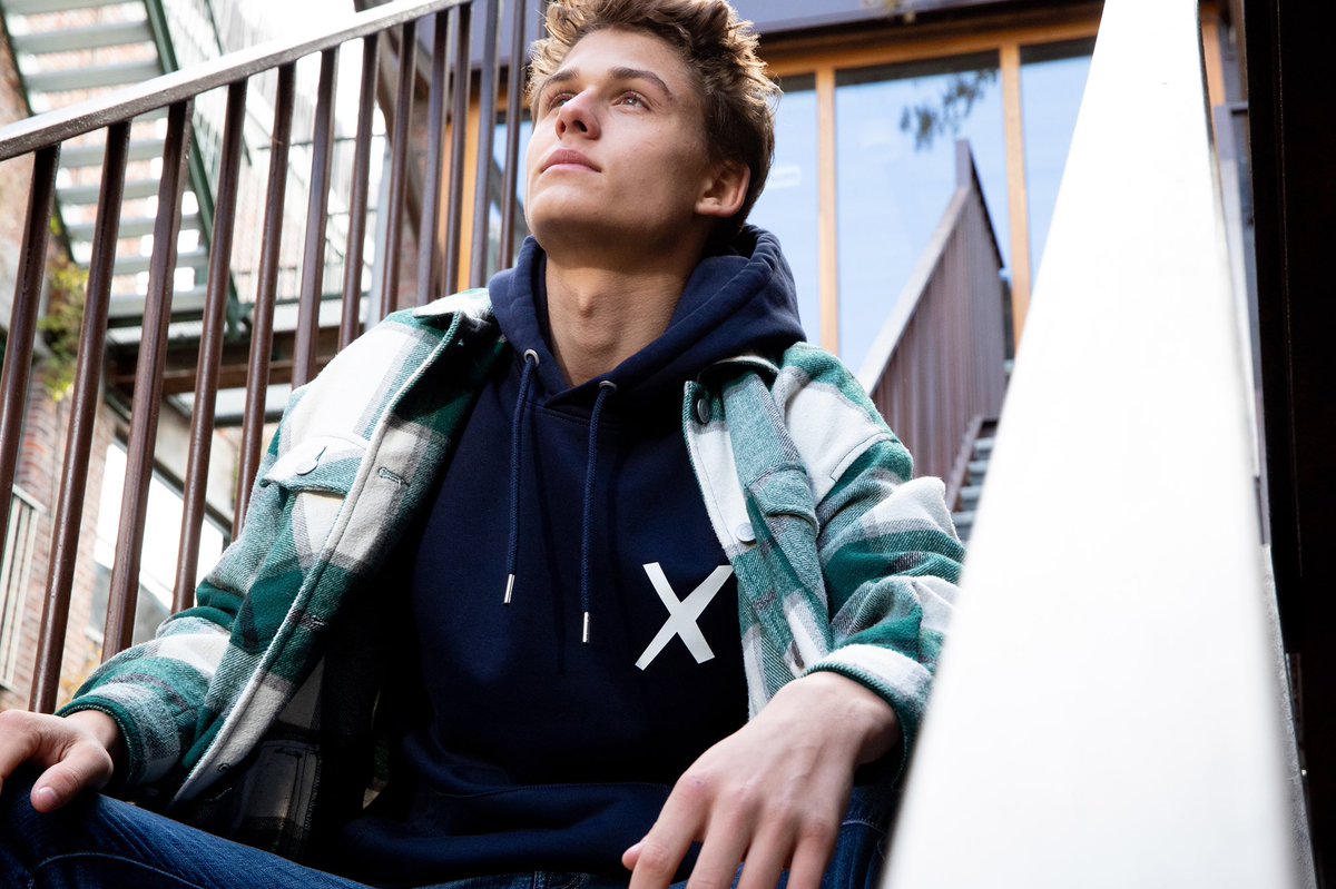 Myflexprint's tweet photo. Hey dude, what are you looking at?! Our #Xhood is your ultimate streetwear this season https://t.co/A48OO8TrX1