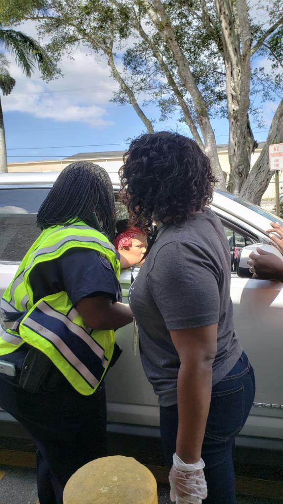Pahokee Elementary (@pahokeeel_stars) on Twitter photo Our Police Officer is better than yours. Always helping. Came in before her duty to help sort food to feed students and their families at Pahokee where everyone is a STAR! 🌟🌟
<a href="/GladesRegionSup/">Angela Moore</a> @SuptFennoy <a href="/PBSchoolsPD/">Palm Beach Schools Police Department</a> Our Police Officer is better than yours. Always helping. Came in before her duty to help sort food to feed students and their families at Pahokee where everyone is a STAR! 🌟🌟
<a href="/GladesRegionSup/">Angela Moore</a> @SuptFennoy <a href="/PBSchoolsPD/">Palm Beach Schools Police Department</a>