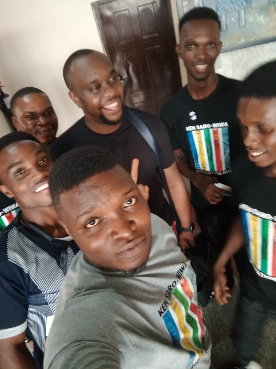 Android_Blaze's tweet photo. Was such an inspiring day with me and my team at #KSIHPitchNGradDay with @Magmarvel1 @davpeter3 meeting up with @aniediudo
We were happy 2 have a few words with him.
#PHdevndProud #CodifyNigeria https://t.co/uNHV8MgTRL https://t.co/i2tdWY2oMR