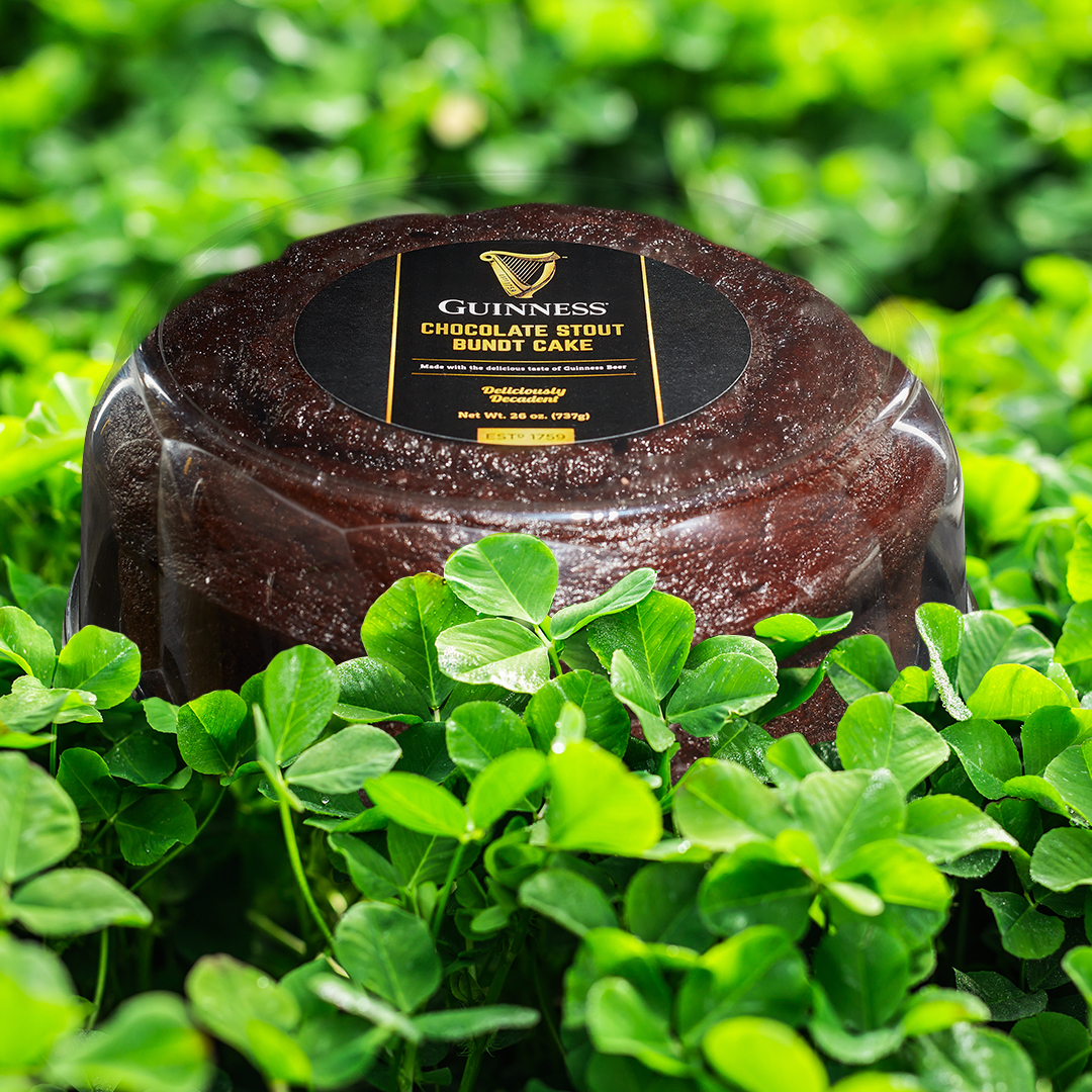 GSBCbakingco's tweet photo. What says St. Patrick's Day more than Guinness Cake?
#GSBC #StPatricksDay #Cake #BozyCake https://t.co/rNl2qAlCdl