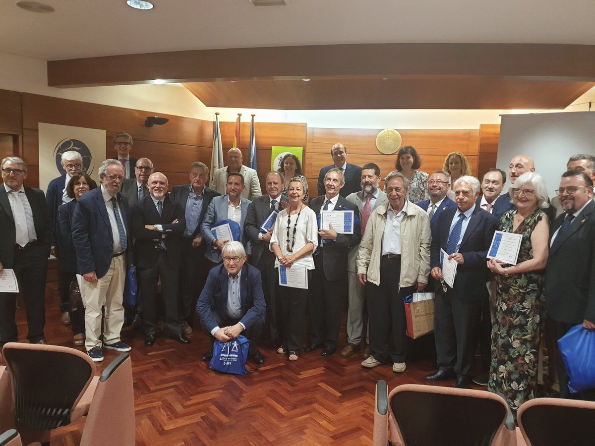 El Colegio de Abogados de A Coruña agradece el servicio público esencial que prestan los compañeros que están de guardia estos días. Valentía, determinación y vocación ante la falta de medios #dignidadTurnodeOficio