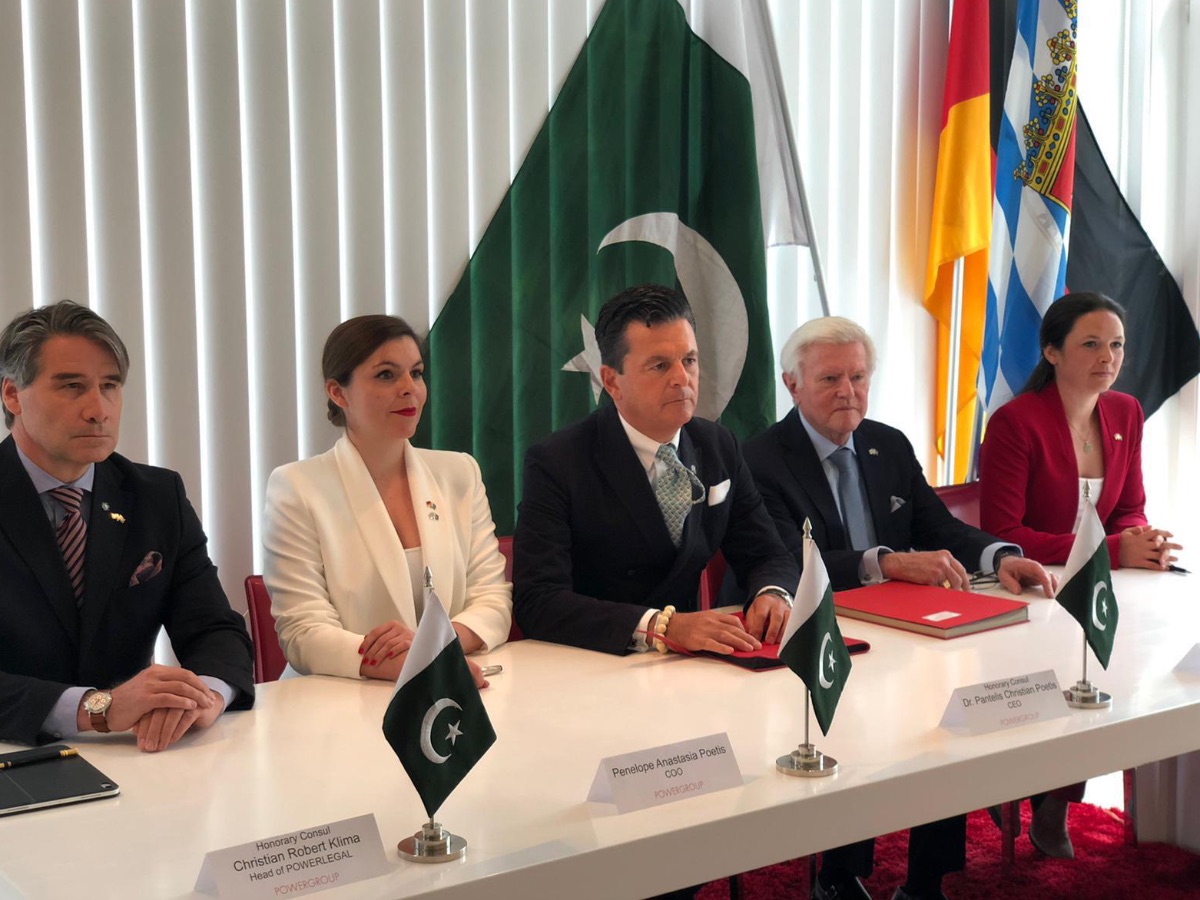 POWERGROUPMUC's tweet photo. “We don’t talk, we act!”
Combining Pakistani and German strengths to boost local medical infrastructure and research
 #LifeFundEquityInvest  #NUMS #SiemensHealthCare #POWERGROUP #ItsADeal Newsletter - https://t.co/ybQoDi0C7T https://t.co/xhheLu2Gvr