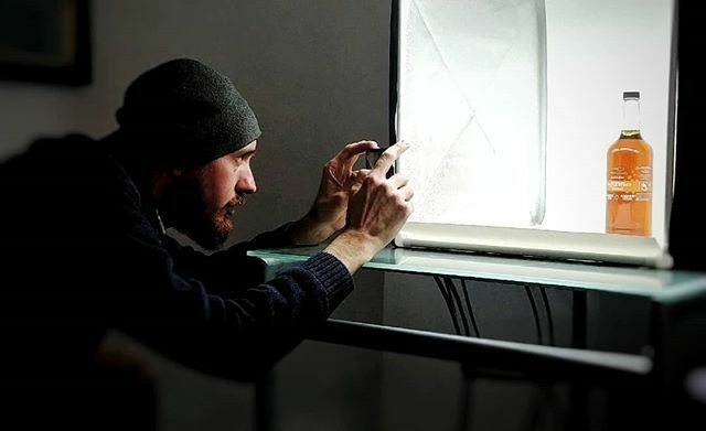 Following the initiative shown by some forward thinking folks, and joining forces with our outstanding peers, today we are working on a little photo shoot to get our product listed online for deliveries offered by <a href="/earthandcity/">Earth + City</a> <a href="/wheelbarrowfarm/">Tony Neale</a>
<a href="/kendalhi/">Kendal Hirschi</a>… ift.tt/2QqAvc2