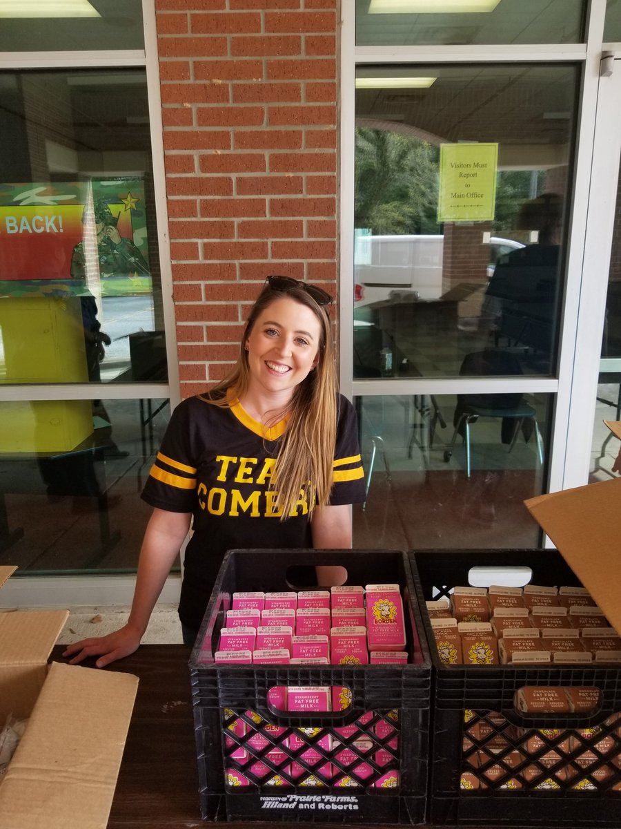 CpsbZone's tweet photo. Principals and teachers were serving their students today. It was very emotional as students were asking... When can they come back to school? https://t.co/MILie8R5VU