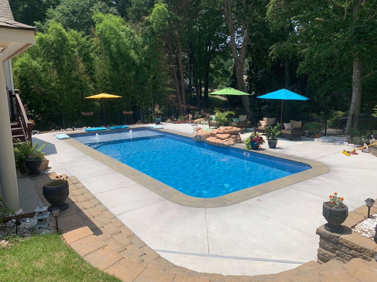 GLIPools's tweet photo. #MakeoverMarch Now it is more important than ever to focus on the positive and think warm thoughts! So let's continue showing off the awesome work our dealers completed last summer! Aqua Haven Pools in Raleigh, NC - TrueStone Pearlstone with Gunite Light Blue #glipools https://t.co/hVMuNUuZ6a