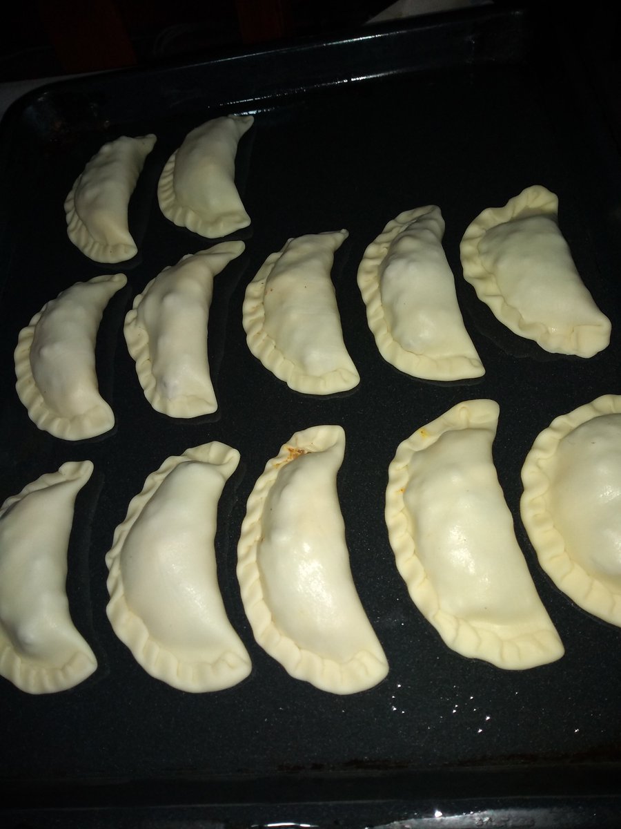 alee_lpda20's tweet photo. Hoy cociné empanadas 👨🏼‍🍳 https://t.co/ZmPkE9iSeW