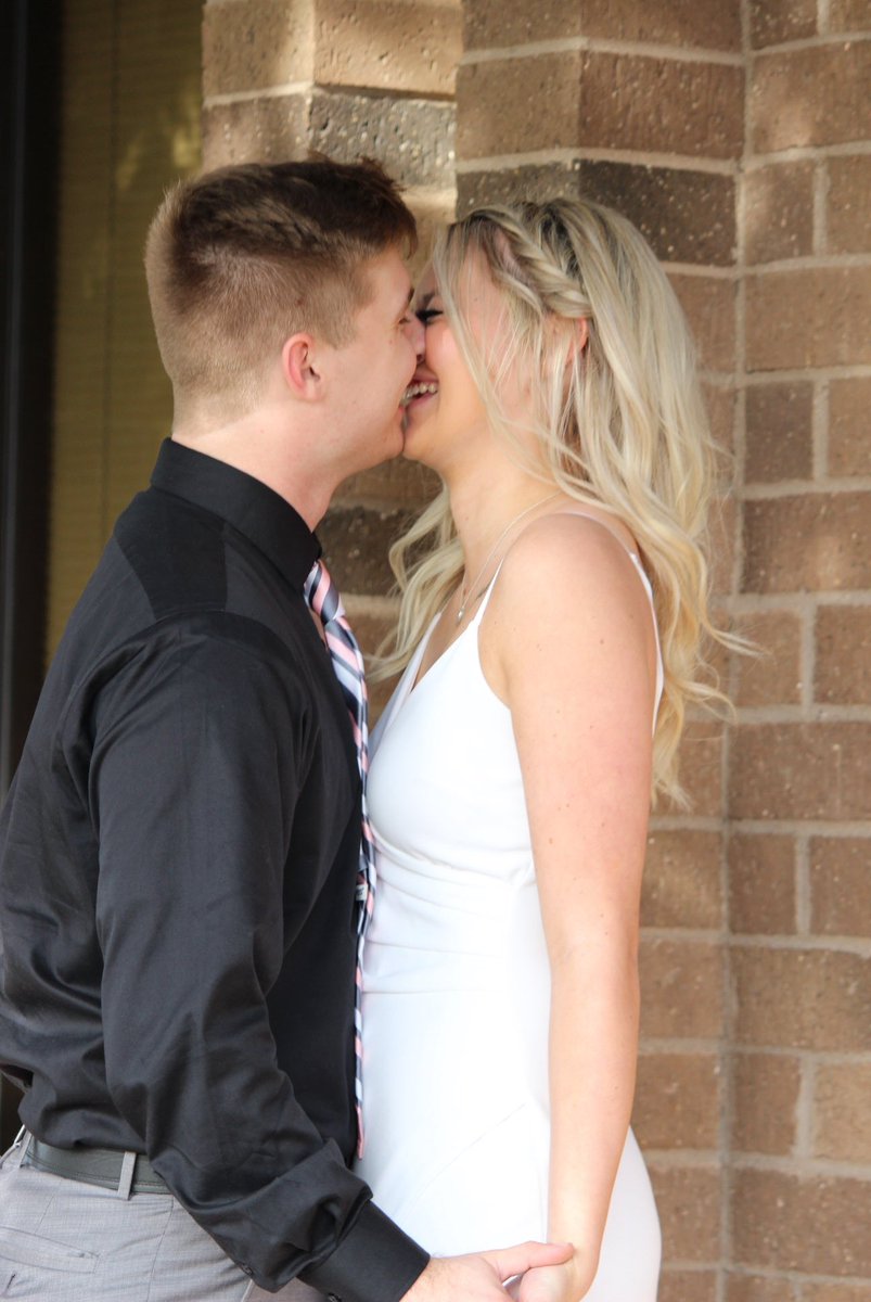 _laynierae's tweet photo. blessed with the best husband💗 https://t.co/8ckKIabyC8