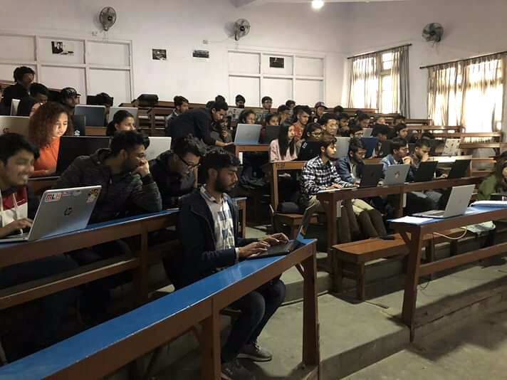 ascolitclub's tweet photo. Day 2 of the 3-day Python workshop completed successfully. Just like day 1, the enthusiasm was amazing.
Looking forward to the final day of the workshop. ππ
#PythonForEveryone101
#ASCOLITClub
#Python https://t.co/zNVl3KwUrB