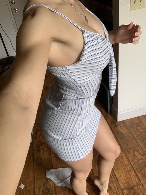 Watch Dani Day🌻's leaked NSFW photo on TwXstars