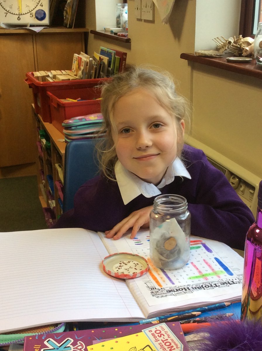 ellesmerecoll's tweet photo. Our Lower School students were enjoying learning about planting seeds and beans and watering them today in their Biology lessons!
#LifeAtEllesmere #ScienceAtEllesmere #STEM #BiologyAtEllesmere #ScienceForAll @ellesmerecoll @ECLowerschool @ECPS_Ellesmere https://t.co/ceYvQCdWWo