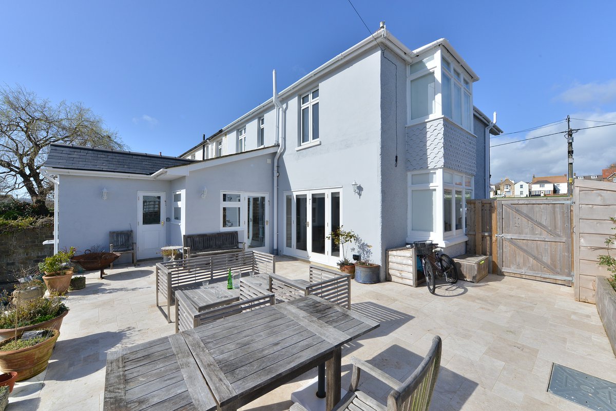 Home from Home by Hamptons International tweet media