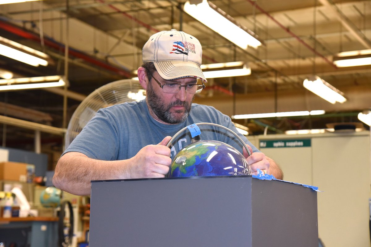 AFmuseum's tweet image. Museum exhibit crews are hard at work on the upcoming GPS exhibit installation. This will be on display in the Space Gallery in the fourth building. #spacegeek #GPS #GlobalPositioningSystem