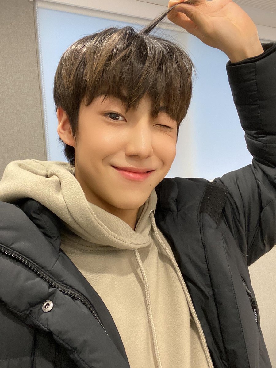 mamacaron_'s tweet photo. แสนจะคิดถึงน้องนิ้วก้อยของคุรแม่ จะไม่ไปไหนอีกแล้วค่ะ วู้ว! คัมแบคแอคร้างๆ✨ https://t.co/9XvHFqSwez