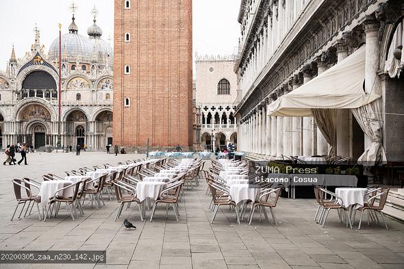 And this ghostly spectre. The skeleton of a once vibrant, lively city, by photographer Giacomo Cosua, another 3D enthusiast.