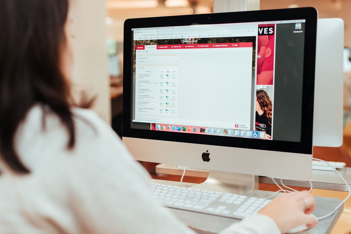 TULiberalArts's tweet photo. DYK? CLA’s Professional Development team is still available remotely and would be happy to chat with you via Zoom, email or phone. Set up an appointment via Handshake! (Find the link on the right side of your TUPortal home page) 📱💻 https://t.co/q1n3muYkTv
