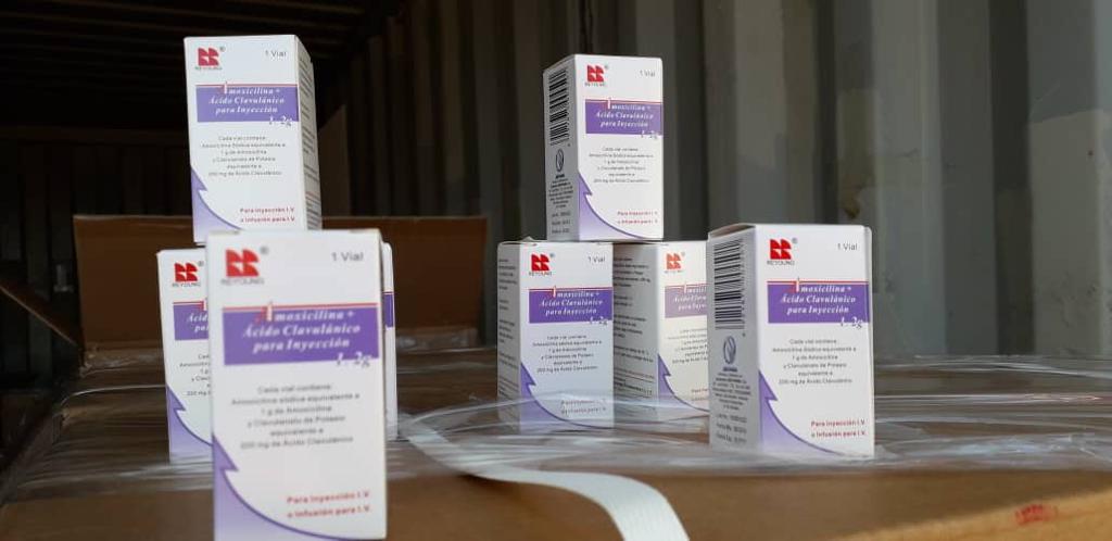 SENIAT_Oficial's tweet photo. 🇻🇪 Siempre atento al bienestar del pueblo venezolano, el Gobierno Bolivariano nacionaliza medicamentos como: Clindamicina, Amoxicilina+ácido Clavulánica

#LaPrevenciónEsLaClave
#JuntosCrecemosComoNación #SeniatTrabajaParaTi https://t.co/DHtrKlYNR0