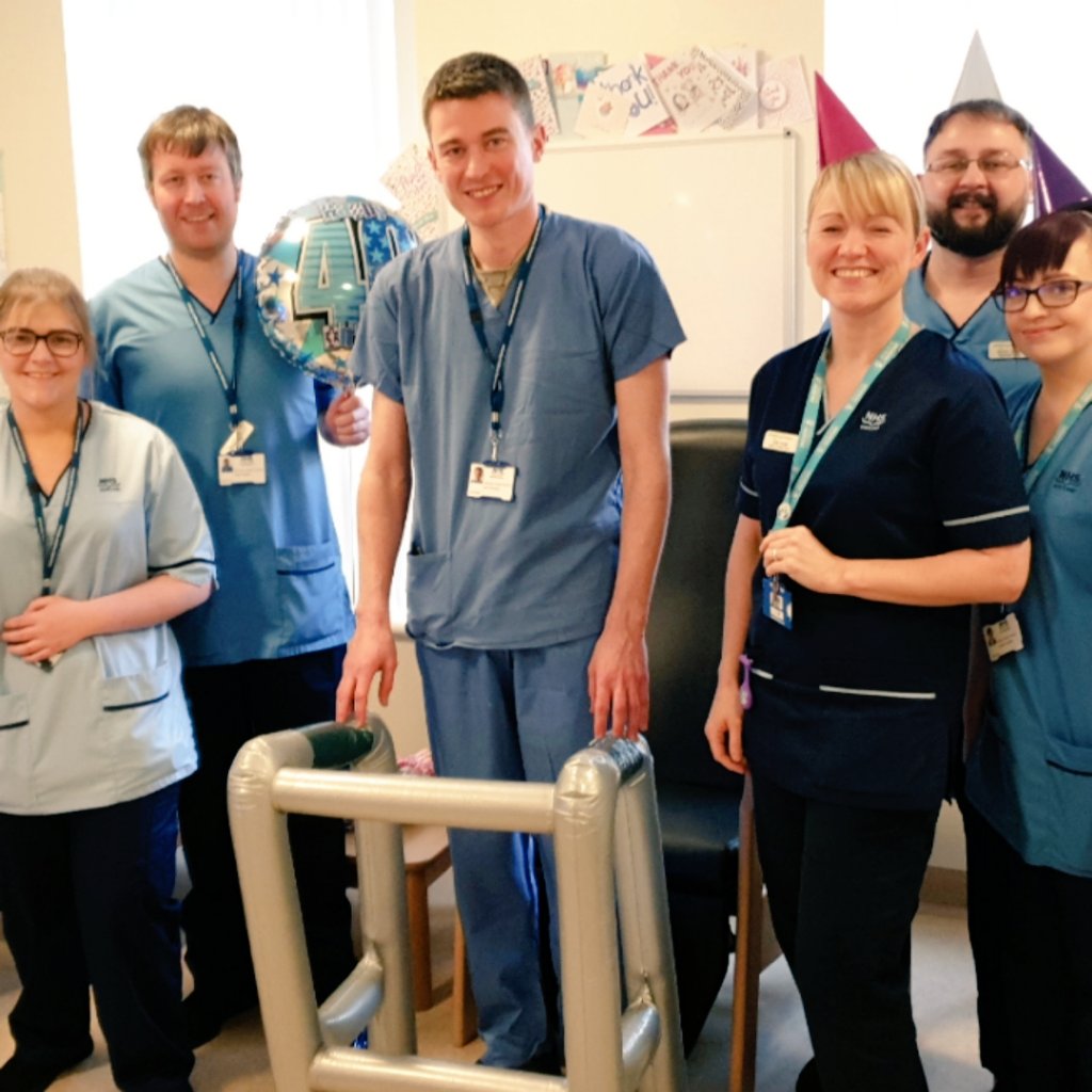 We have given social distancing a miss for 2 minutes to get a picture together for @CalumAMcGregor 40th birthday! I don't know how much longer the patients will refer to you as 'the young doctor' enjoy it while it lasts! 🥳 #teamaecu #teamuhw