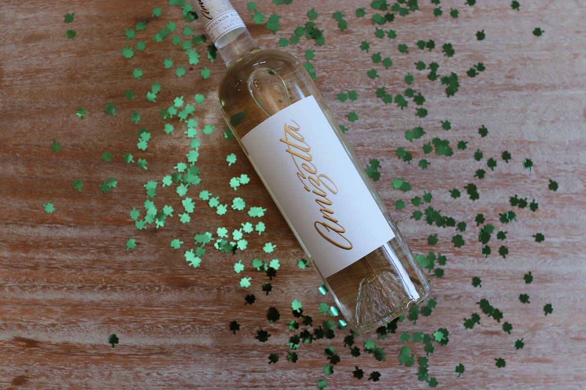 AmizettaEstate's tweet photo. Social distancing in style on St. Patrick's Day.  Did you enjoy any Amizetta last night at home?

#amizetta #napa #wine #winecountry #spring #winelover #cheers #stayingin #winedrinking #socialdistancinginstyle #winecollector #winecellar #membersonly #sauvignonblanc #stpatricksday https://t.co/5zAkKnop10