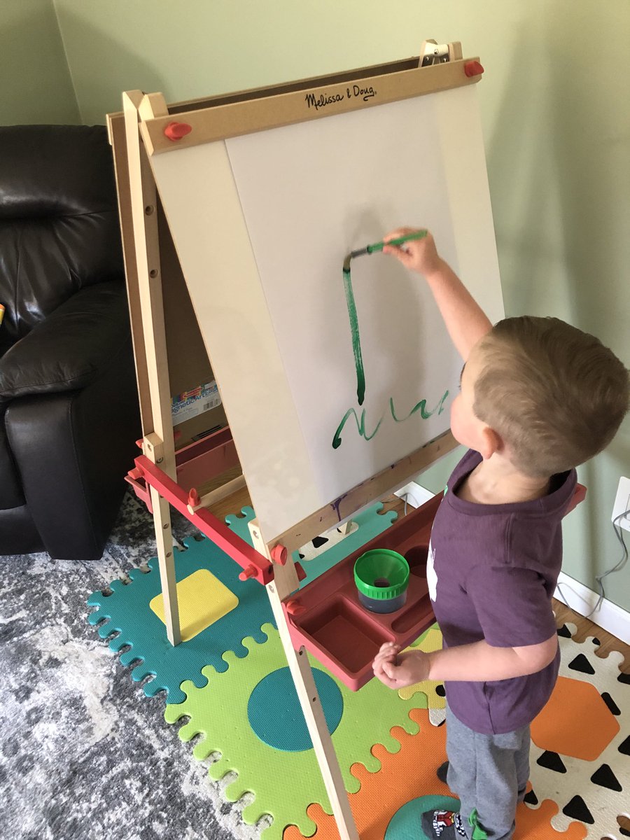 Here are 4 simple center ideas for your preschooler 👍 It kept my son engaged and learning for a good hour this morning! You could set a timer for each center but at my son’s age of 3.5 it was easier to let him travel to each one at his leisure. Enjoy 📚🖍