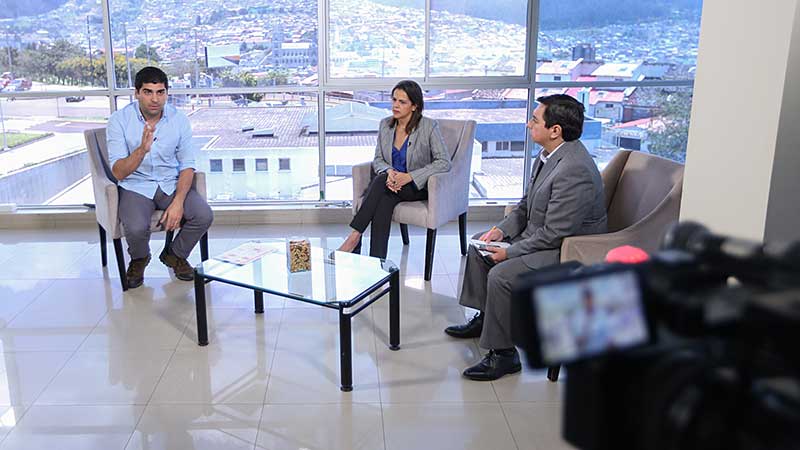 Vice_Ec's tweet photo. BOLETÍN📰| Se amplía el toque de queda para la provincia del Guayas.

Detalles ➡️https://t.co/nVJh9CzjLn

#ActivadosPorLaSalud
#QuédateEnCasa 
#Covid_19 https://t.co/zPRqiyBPHg