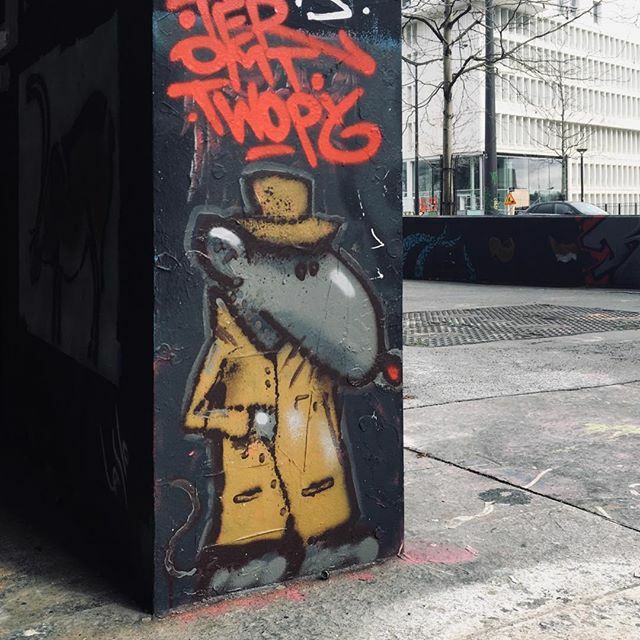 #rat #rats #coin #corner #streetrat #chelou #raffiti #chouf #paris #lavo//matik #exhibi #psss #confinédehors <a href="/lelavomatik/">Ariel Bonux</a> ift.tt/3b7KWJD