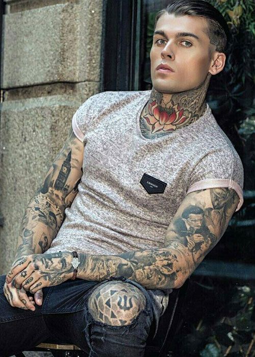 Looking for guys with Tattoos who LOVE to clean and want to be on a TV show about it! So Cal area please...#CastingCall #guyswhoclean #cleanfreaks #cleaningporn #sofreshandsoclean #spotlesshouse #spotlesscar #tattoos #guys #californiaguys #OCD #superclean #Ilovetoclean #TVShow