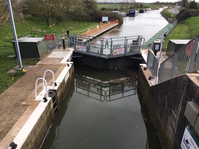 Ang_WaterwaysEA's tweet photo. An easy one to while away the time if your stuck in.  Our #team &amp; #WaterwaysWorkForce are still on sites following advice &amp; undertaking maintenance &amp; keeping our sites safe in terms of the public.  Here’s one freshly cleaned down ready for painting.  I said easy, where is it? https://t.co/M1zpUeDT83