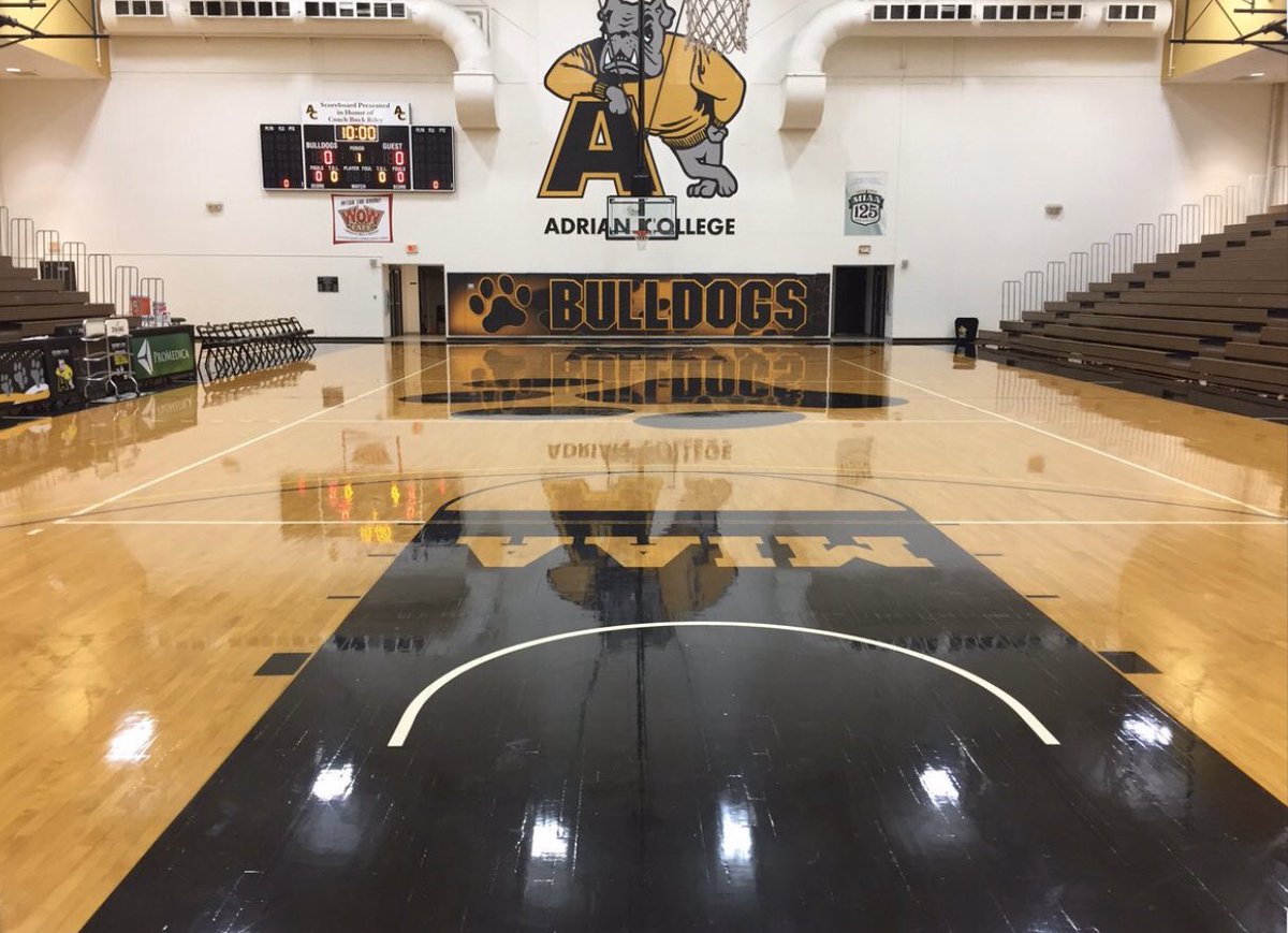 sydhammis23's tweet photo. It took me a bit but I am so blessed to have made my commitment to further my academic and athletic career at Adrian College!! I can’t thank my family, friends and coaches for all your love and support! #GoBulldogs https://t.co/WEebgK5vVQ