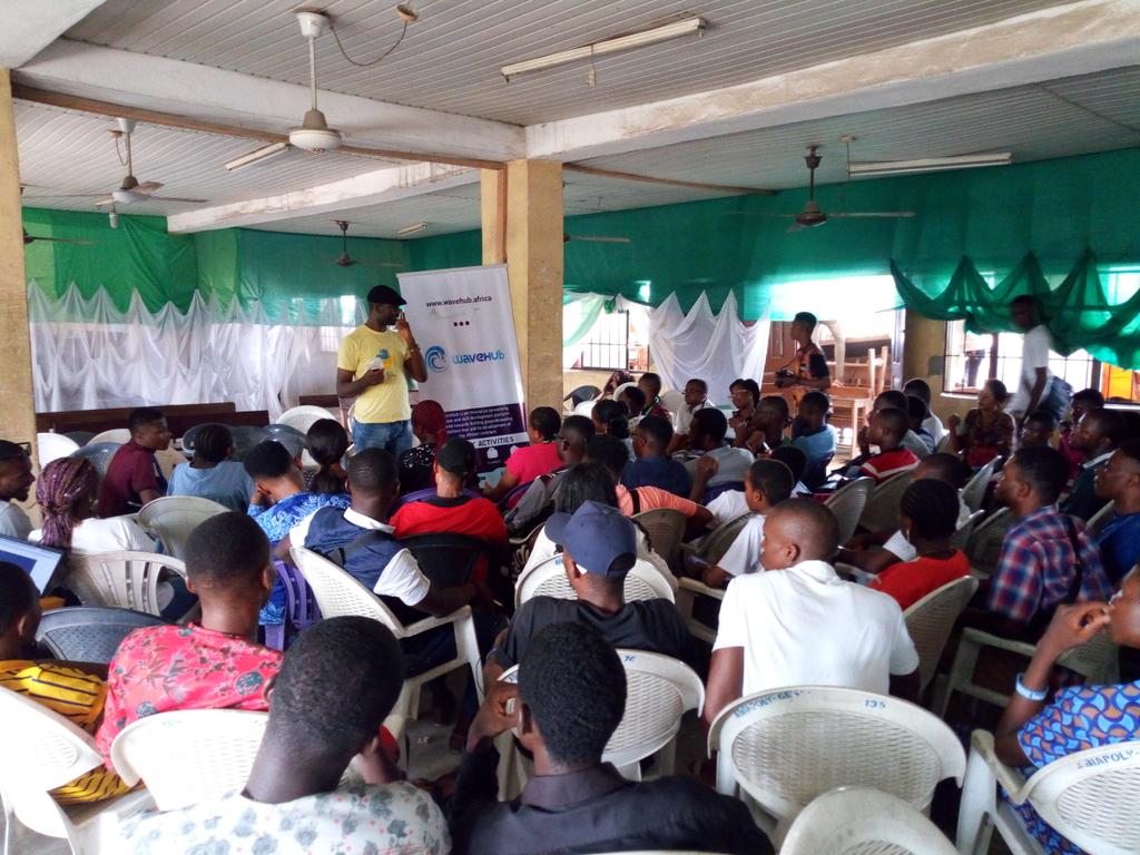 psalmskalu's tweet photo. So today at the @nacoss_SE #encrypt2020, I got the chance to mentor those interested in #Python programming; introducing them to the language and the community . So much joy and passion for Python

@AbiaPython @ThePSF @PythonNigeria @AfriPy @ashpotNG https://t.co/whENgMGF1D