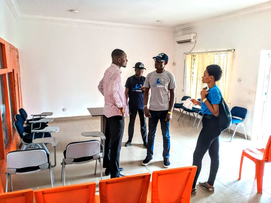 TeenCodersNG's tweet photo. Today, the #TeenCoders team paid a visit to one of the tech ecosystems in #Calabar , #LiftHub. 

#TeenCodersPH.
#TeenCodersUyo.
#TeenCodersCalabar. https://t.co/sc02hvoJ8p