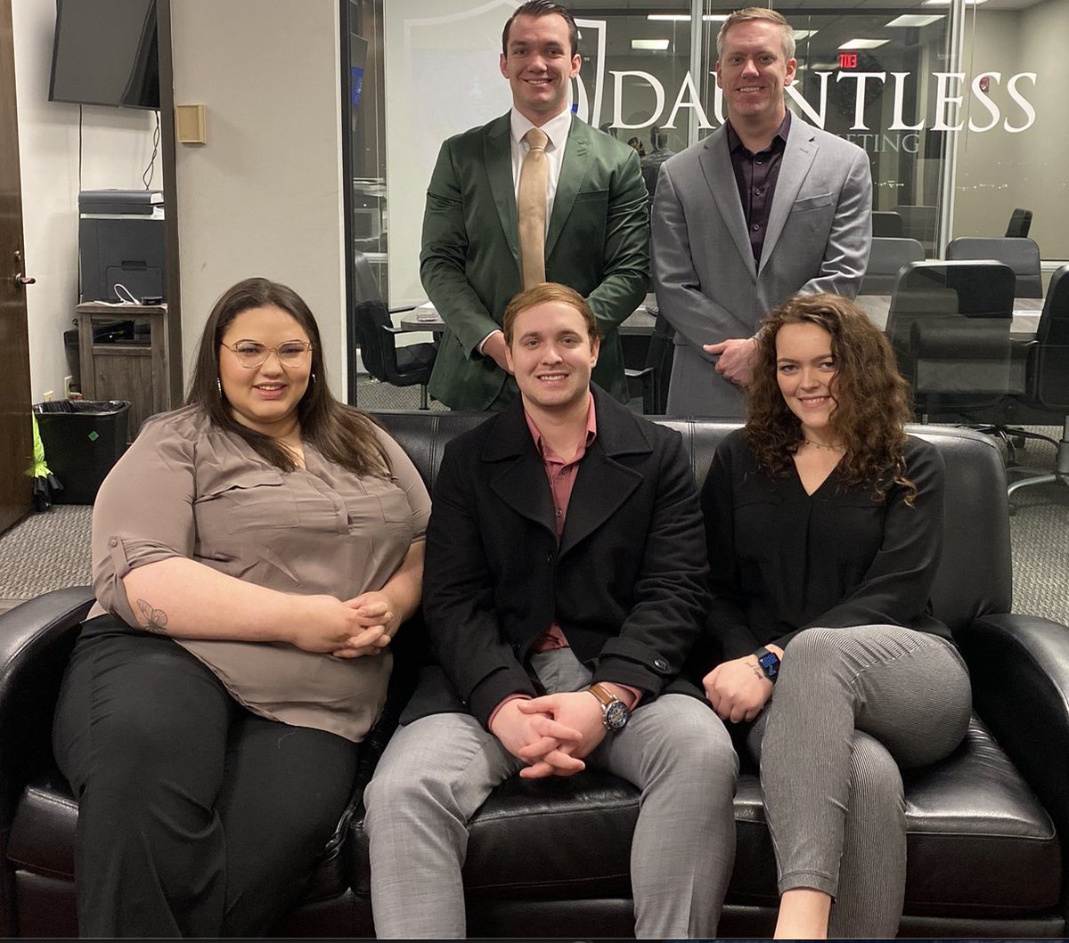 dauntless_mg's tweet photo. Our Market Manager came in this week from our Michigan branch! So exciting to talk about and see the growth that is going on! 
.
.
.
.
.
#growth #takingover #dauntlessmarketing #michigan #texas #marketing #sales #expansion https://t.co/SX1mnbgf9z