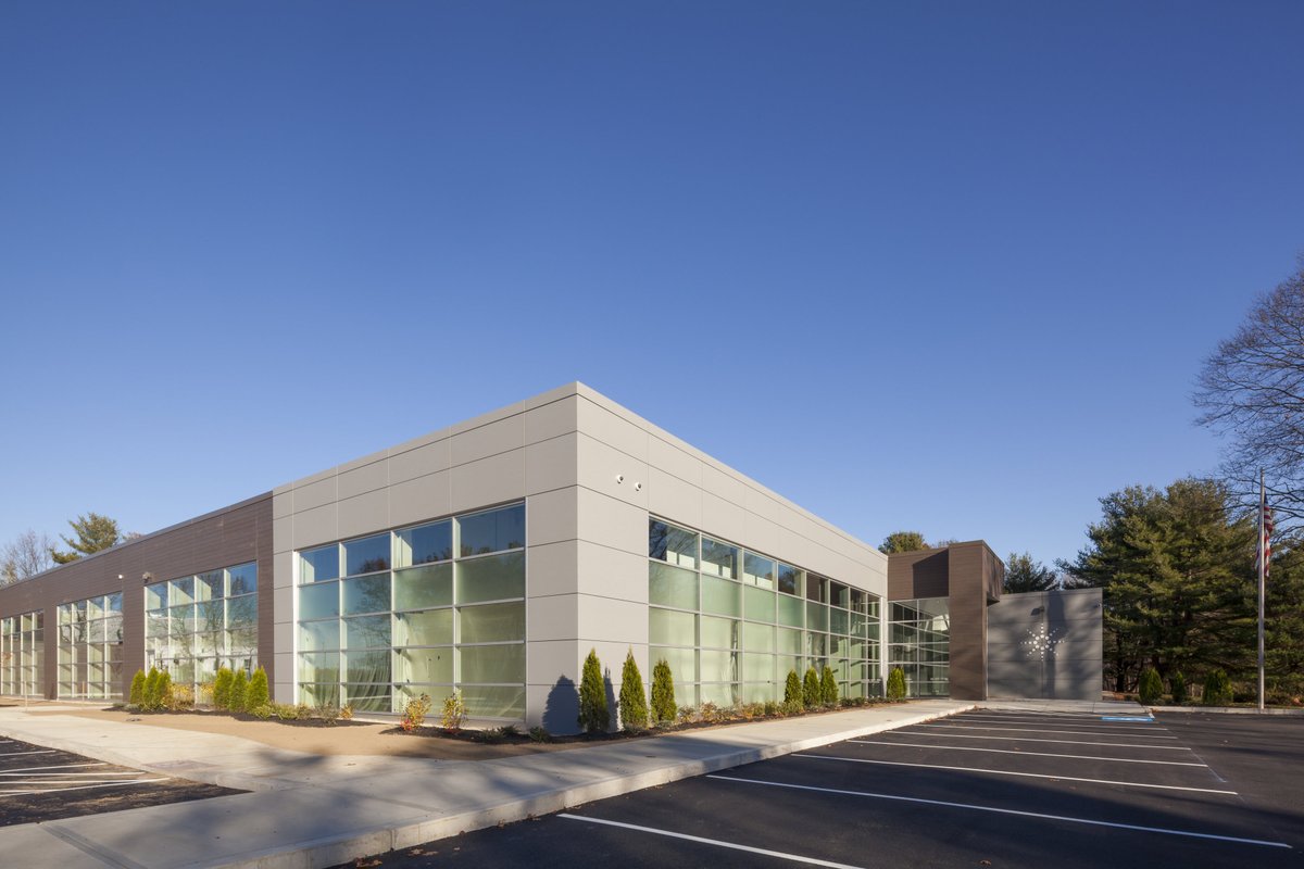 ChicagoDesignNW's tweet photo. From an outdated factory building to a class-A office and lab space, this project is a physical representation of the company's changed business model.

Project: Agilent Technologies | Lexington, MA. Find more project details on our website. Link in bio. https://t.co/4RxSSm1z7S