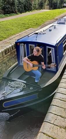 Gundreda1's tweet photo. Listening to Beauty of a Thousand Sonnets (BOATS) on a boat!

@BBCIntroSouth https://t.co/fn7N7Iw7Wx