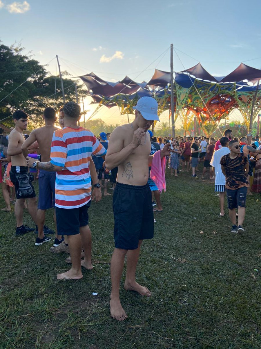 Gabcthug's tweet photo. Tribesound muito bom, como eu queria voltar a esse mundão e gastar o do brooo
#tribesound #raves #raveses https://t.co/kE96fLZTSt