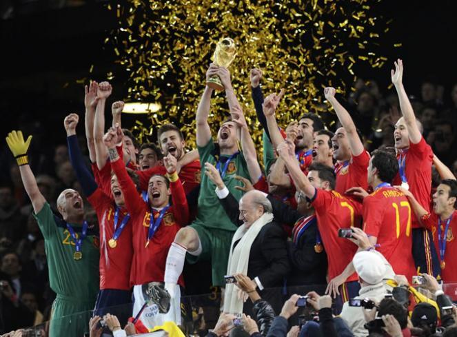 Sergio97L's tweet photo. Estos son los mejores momentos vividos con mi club o selección. Nominado por @Jodgr22 y nomino a @ces789 https://t.co/PX8MTS3EZO