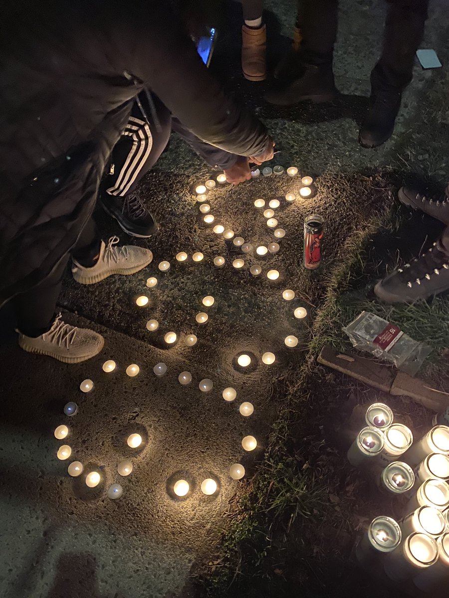 jgeneus_'s tweet photo. 3 years too long.. #Gregsworld ๐ #GG https://t.co/uu4r92bLao