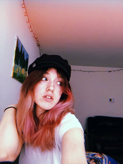 i liked this photo of myself https://t.co/EtTMbn9wv9