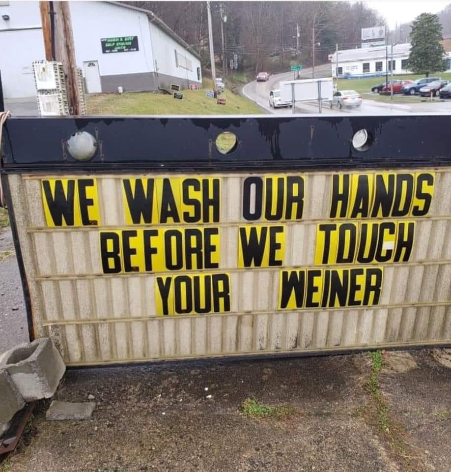 What_TheChel's tweet image. Good ol’ Hotdog Hut- Philippi WV 😂 #KeepingItClassy