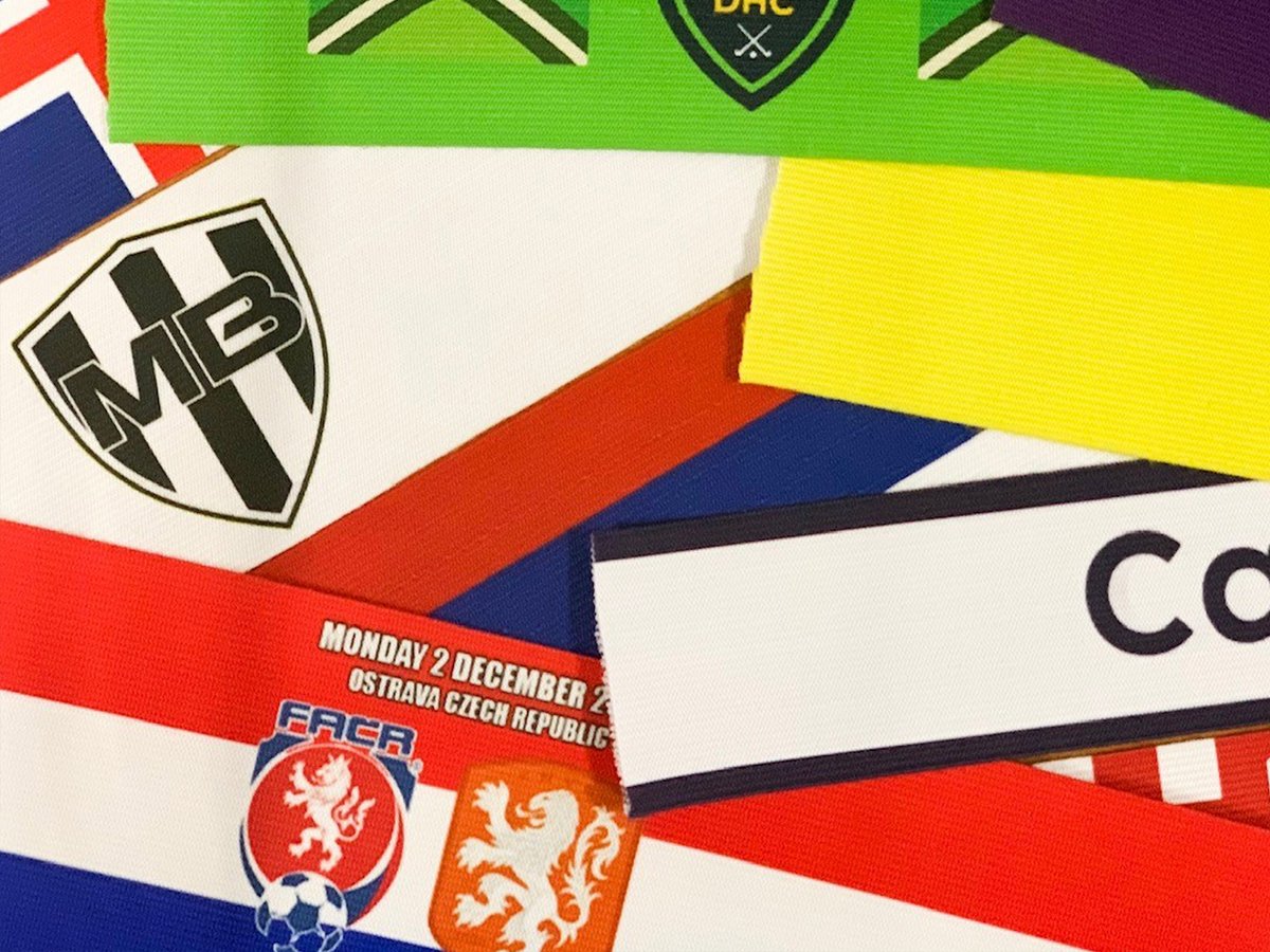 CAPTAINBANDUK's tweet photo. Do you want to design your own captain armband? Click on the link in our bio and start designing now! https://t.co/rcRGnOOFWK