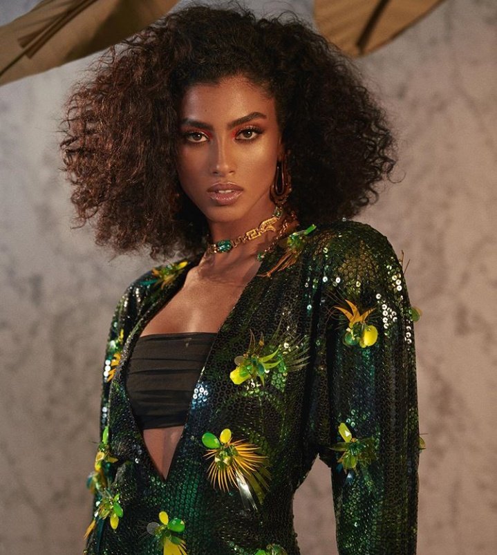 MODELS on X: Imaan Hammam and Sora Choi by Greg Swales for Versace  Spring/Summer 2020 campaign  / X