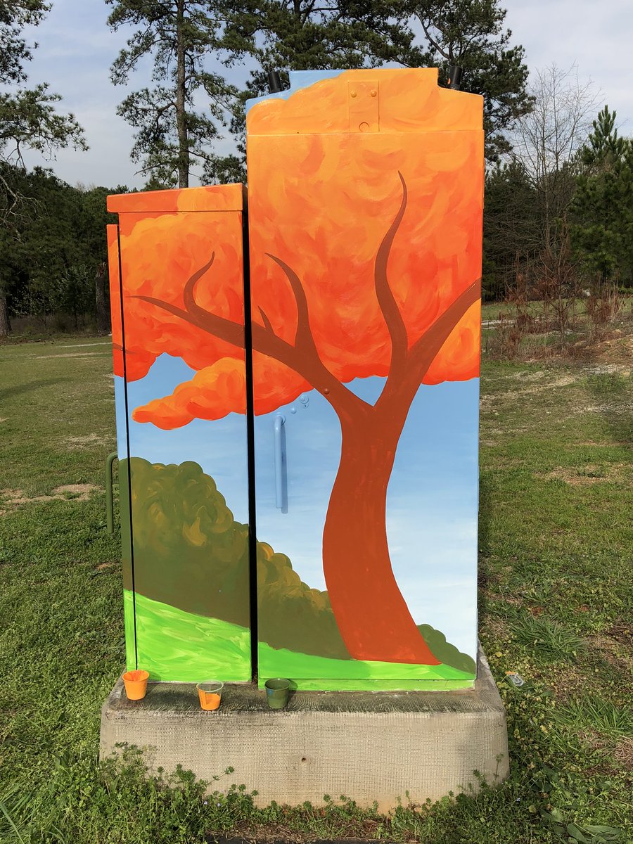 CityofConyersGA's tweet photo. Check out artist Gabby Howard of @TheSketchingPad painting a traffic signal box as part of the @CRCArts Beautiful Box Project! Thanks @HighPriorPlumb for sponsoring this box at Flat Shoals Road/Parker Road. Art = joy! #art #beautifulbox #conyers #conyersga #weloveconyers 🎨 https://t.co/Tg7IsNRj65