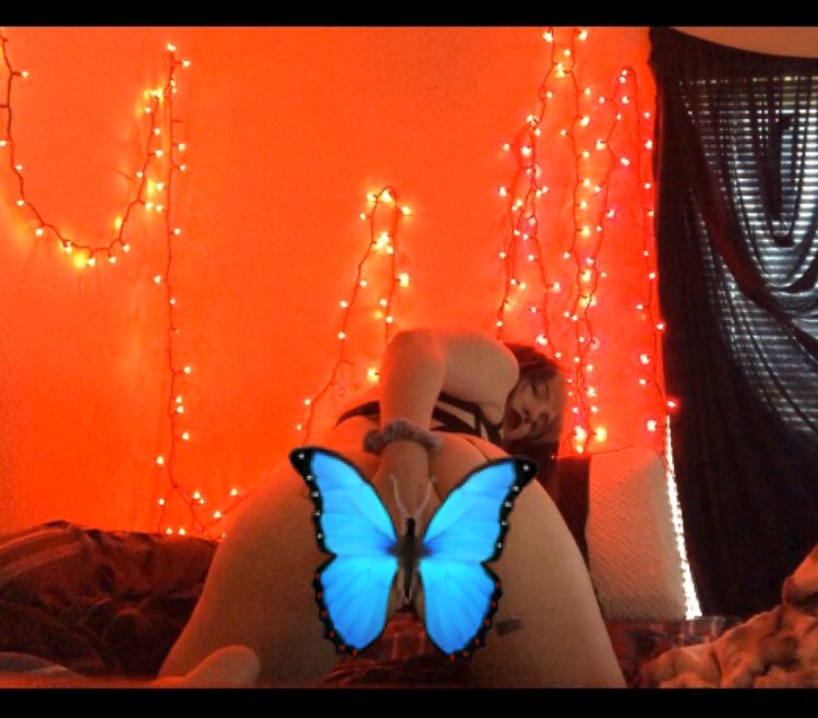 ange1slut's tweet photo. @foryou_models @XleggyL https://t.co/b8Uzkv1zyZ b/g and g/g take request and chatting is free! I’m doing a 30% off rn! https://t.co/gphRlAldKE