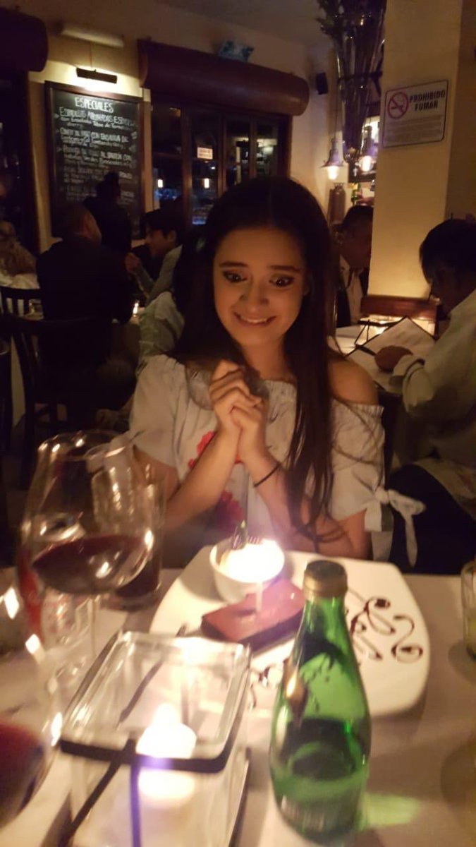 armidamonjardin's tweet photo. 18 / 19 / 20 🎂🎊 https://t.co/8P6Oewd7CO