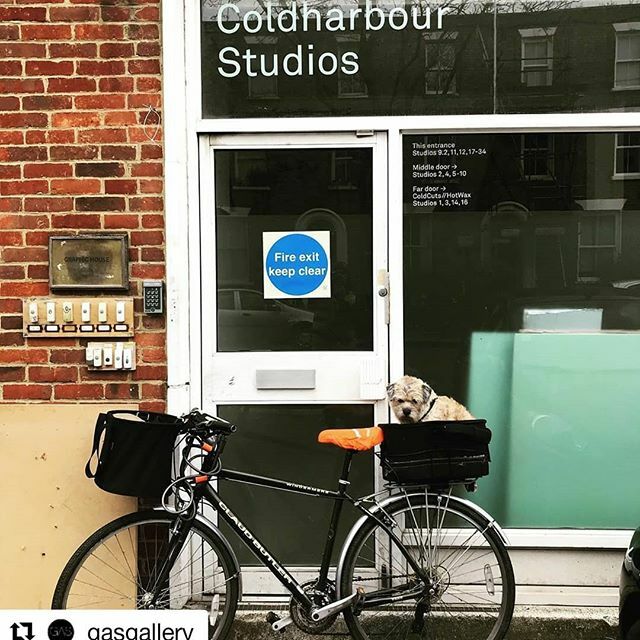 ColdharbourLDN's tweet photo. #Repost @gasgallery (@get_repost)
・・・
Until we have to lockdown we are business as usual - but over the next few weeks (months?) I will make sure to keep you updated of the bountiful artwork that is no doubt going to be created during this enforced s… https://t.co/LwRcPFd2sw https://t.co/u7a9NuwPAd
