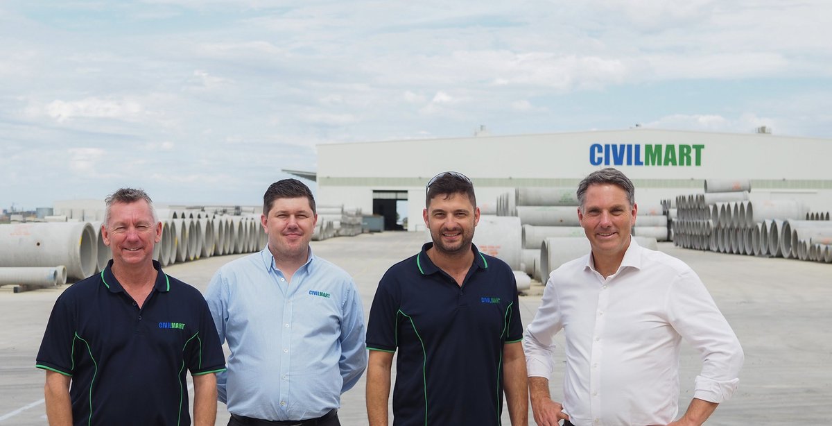 CivilmartGroup's tweet photo. @RichardMarlesmp
, #FederalMember for #Corio and Deputy leader of the #ALP toured our pipe manufacturing facility in Corio late last week, seeing raw material processes through to steel reinforced cage production to completed concrete pipe. 
#pipes #civilmart #local #geelong https://t.co/GKA5xUZ5IF