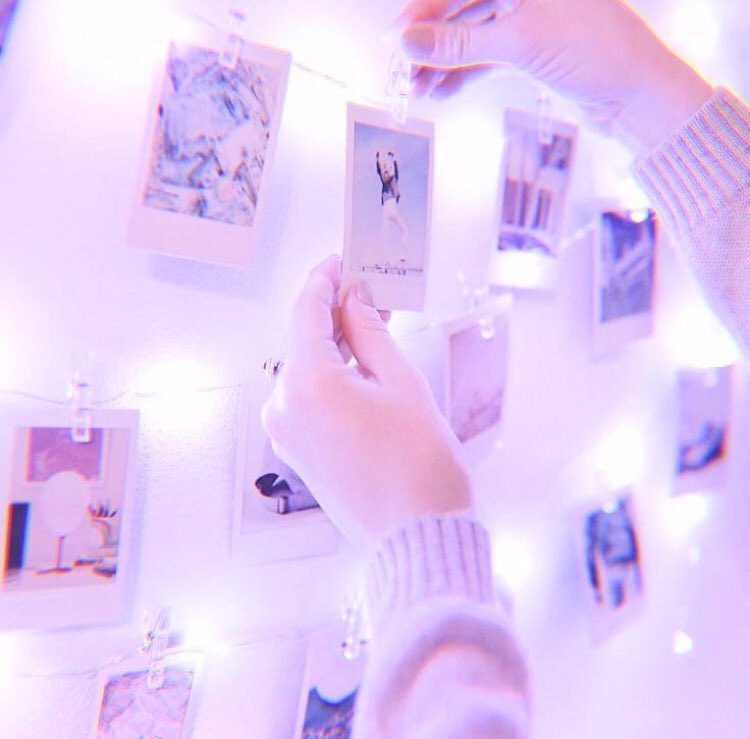 hsxself's tweet photo. •КАК ВЕРНУТЬ ЖИЗНЬ БЕЛЫМ КРОССОВКАМ• https://t.co/mFUh7C9zeb
