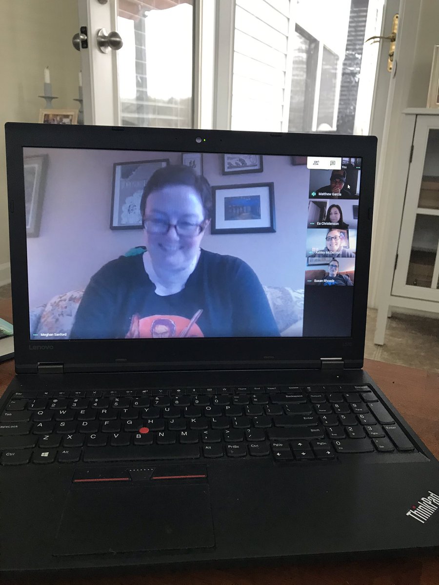 MrsRussell23's tweet photo. Video Chats with the 7th grade team and media friends!! Miss them!! #ParkwoodMSFamily #PWMSPride @ParkwoodMS_NC @UCPS_MonroeNC @ElizAllen910 https://t.co/2fBpbtY4J9